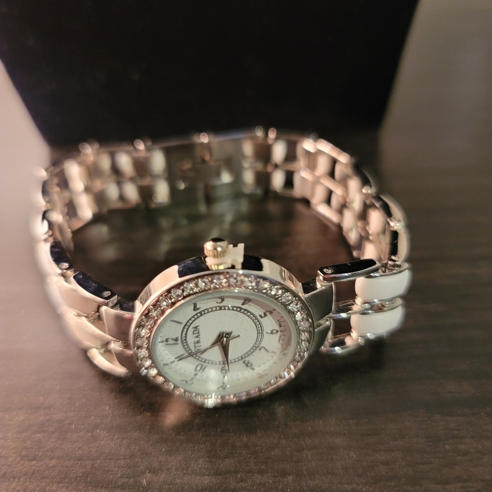 STRADA White Australian Crystal Watch in White